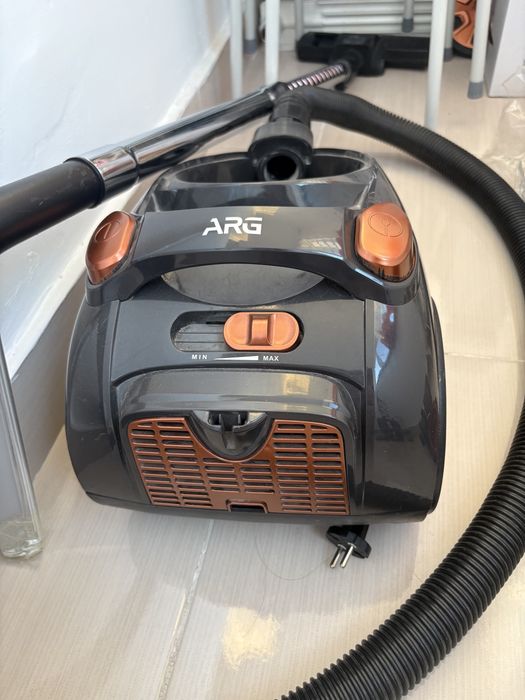 Пылесос ARG отличное состояние