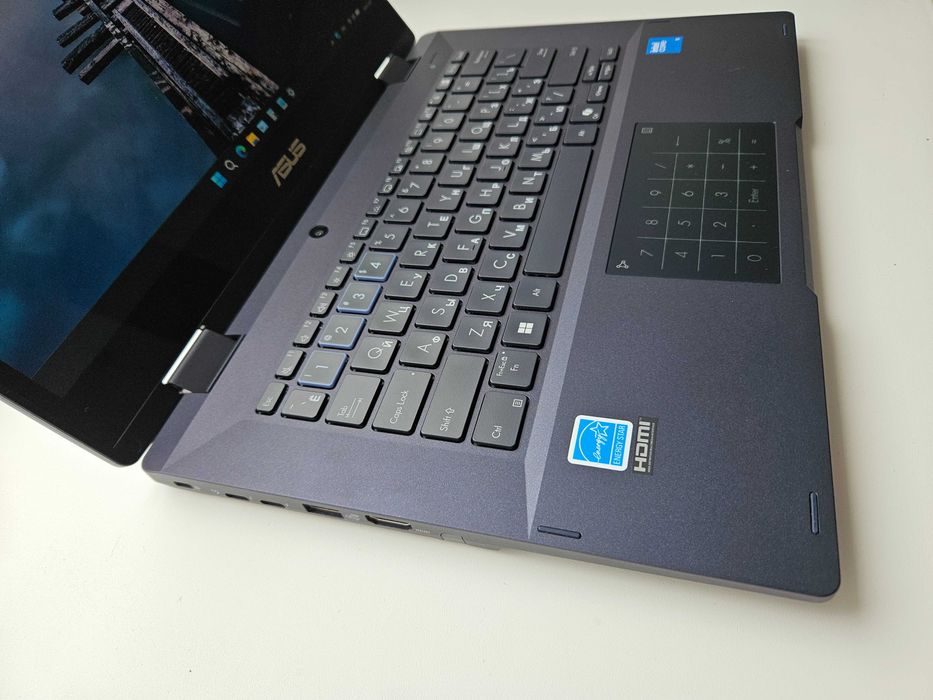Asus ExpertBook B3 Flip/5-120u/16/512/Touch/360/IPS
