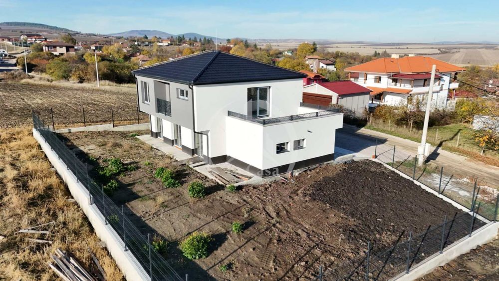 Продава се Къща в с. Хераково, Област София-област - 254 кв.м за 733 €/кв.м - Снимка #4
