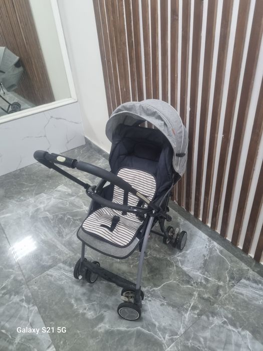 Продам 2 прогулочные коляски