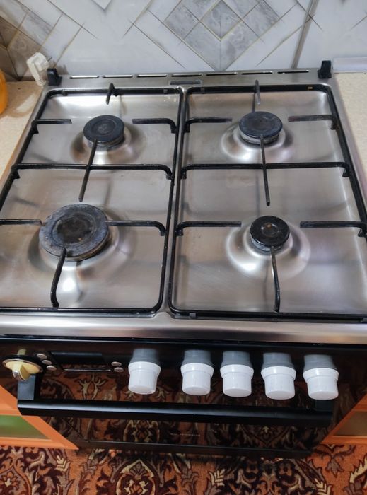 Продается газовая плита Bosch