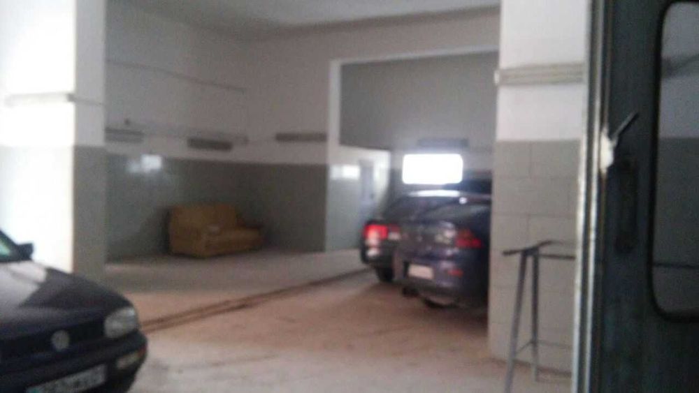 Сдам в аренду тёплый бокс  , 150м2, 100м2