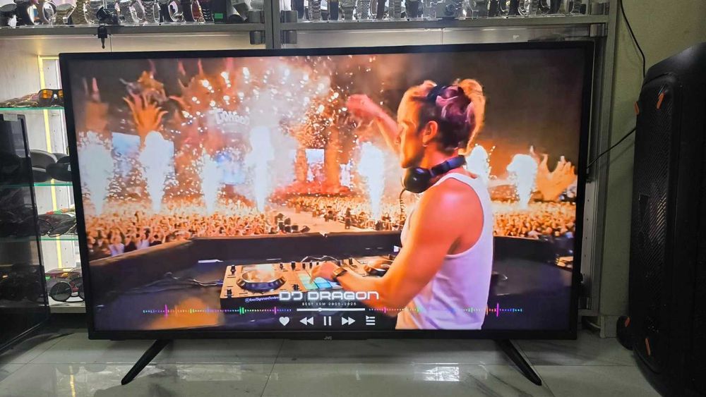 Смарт телевизор JVC / 50 инча, 126.0 см / LT-50VA3200, Android TV