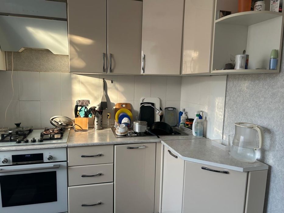 Продается кухонный гарнитур