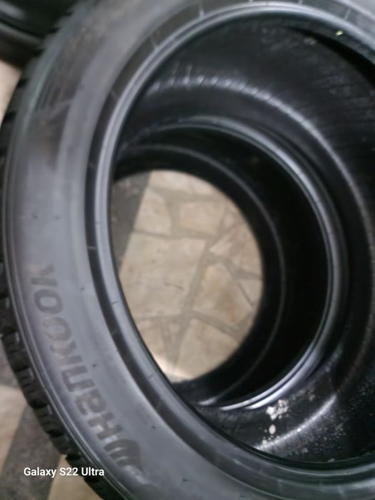 285 40 20 2бр  HANKOOK I Cept Evo 3 Замъка Ямбол