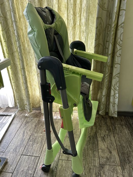 Детски стол за хранене