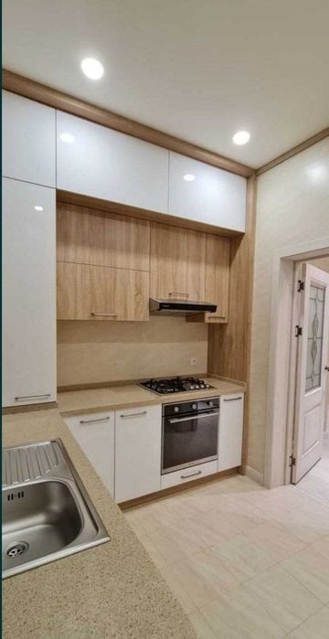 Мебель на заказ кухонный гарнитур