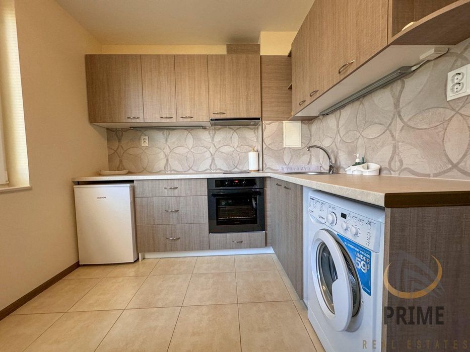 Дава се под наем Двустаен апартамент в Бургас, Лазур - 56 кв.м за 510 € - Снимка #4