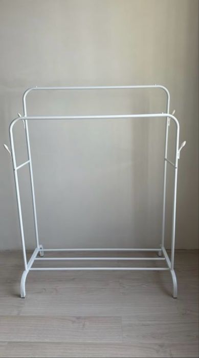 Вешалка напольная б/у