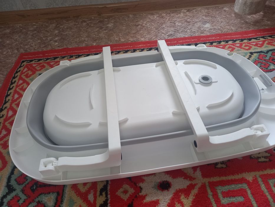 Продам детскую ванночку