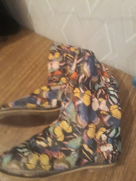 Продам обувь,на осень