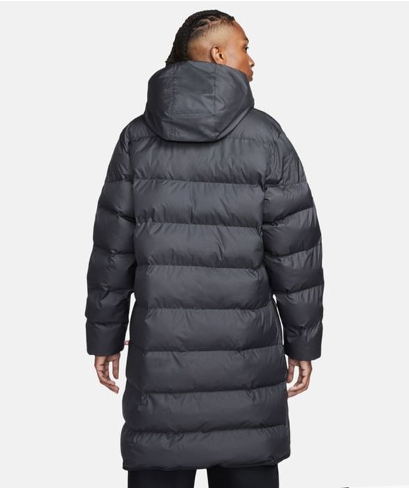 Чисто ново яке Nike Parka