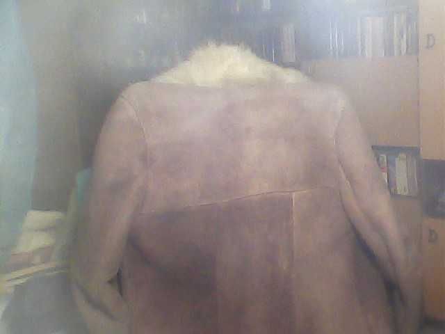 Продава мъжки кожух!