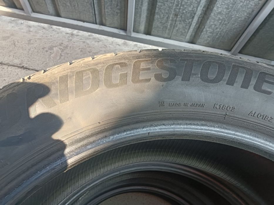 Продам шины на 18 в отличном состоянии