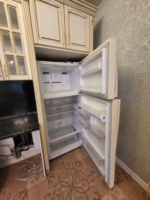 Продам холодильник б/у