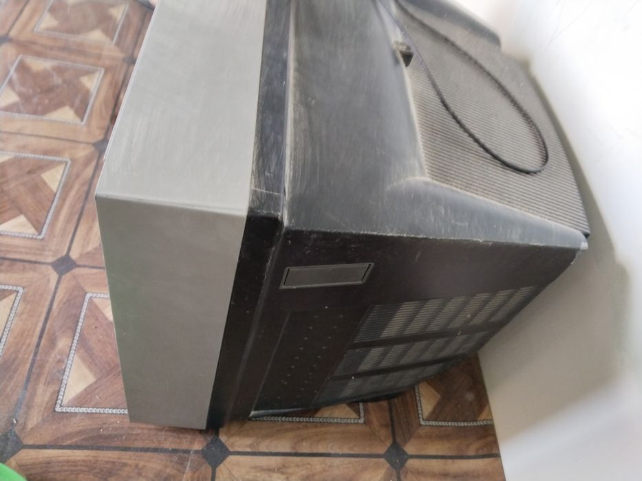 Телевизор LG 2010 йил