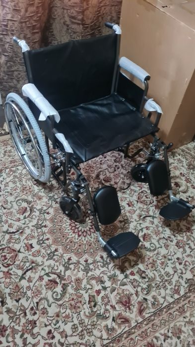 Продам инвалидную коляску