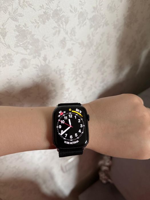 Продается Apple watch 8 серии