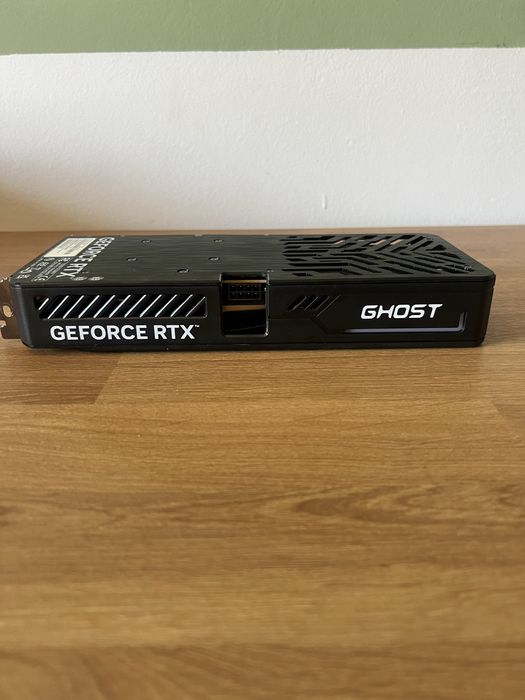 Vand placa video Gainward RTX 5050 Ghost.