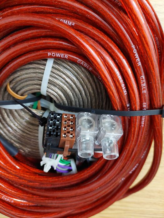 Cabluri Auto Kit CD PLAYER Rosu