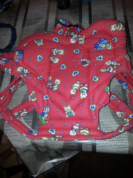 Кенгуро ,кайшки за прохождане.Помпа за кърма Nuk