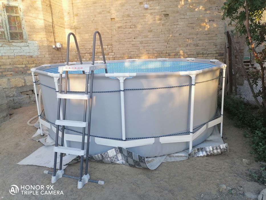 Каркасный бассейн INTEX 370/ 110 см. Новый.