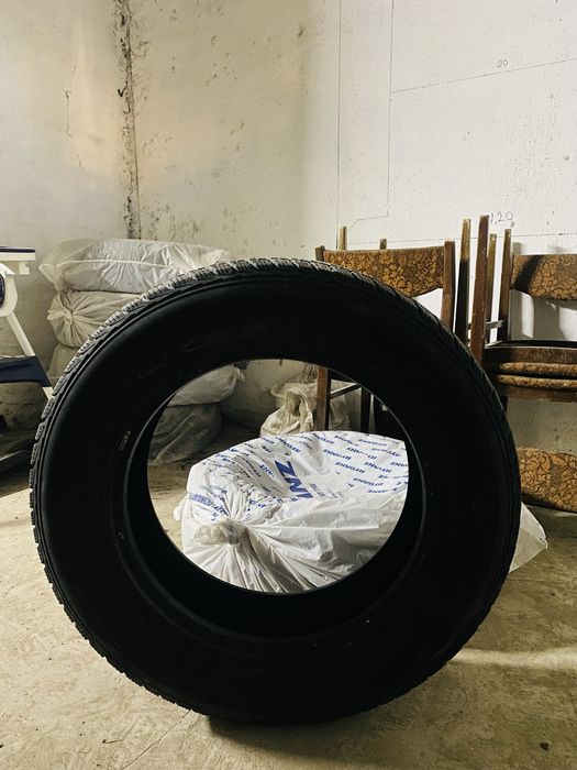 Зимние шины R17 / 225 / 65