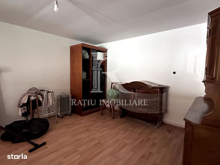 Casa cu anexe si pivniță | Teren intravilan generos | Sannicolau Roman