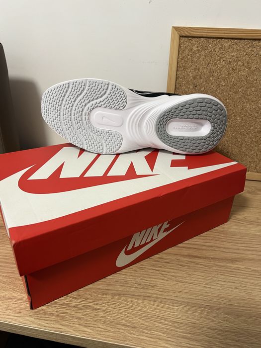Маратонки Nike uplift sc