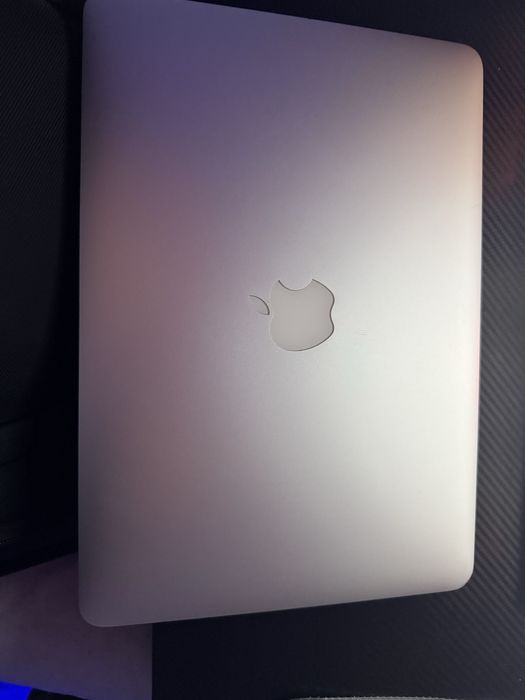 Schimb Macbook Pro i5 8gb ram cu laptop de gaming sau pc