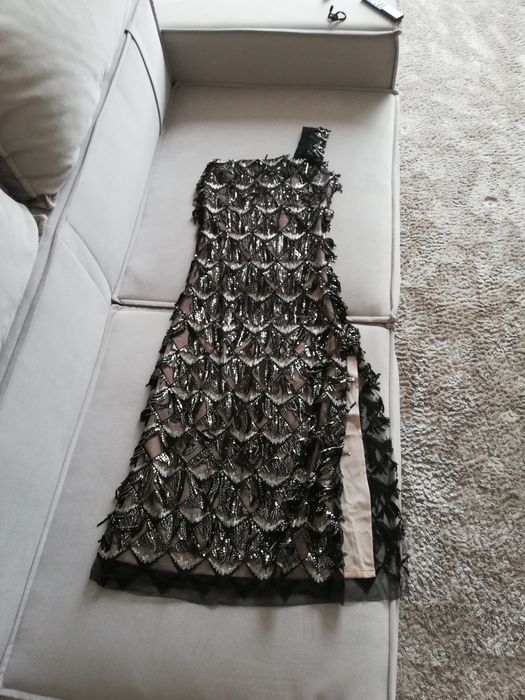 Вечерние платья чёрный