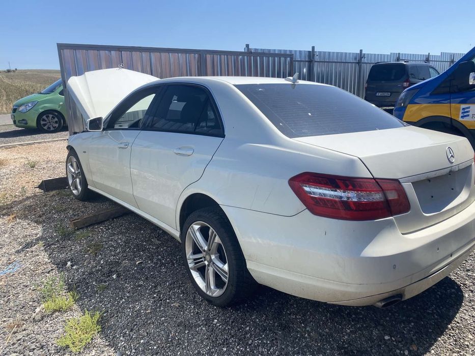 Mercedes E350 cdi 2010г на части