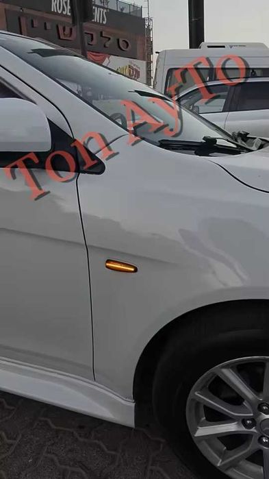 Страничен Опушен Динамичен LED Мигач За Митсубиши Mitsubishi E8 одобрен
