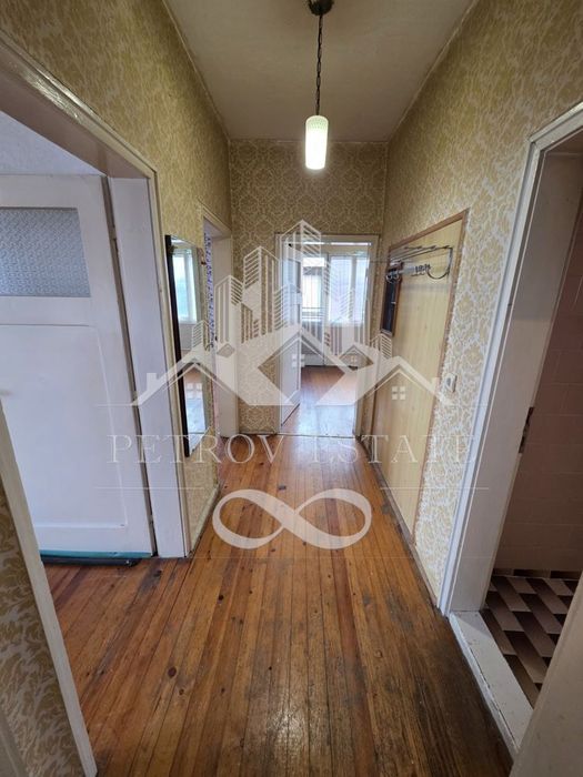 Продава се Къща в Велинград - 300 кв.м за 363 €/кв.м - Снимка #10