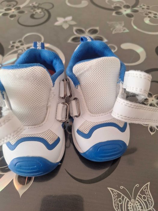 Biomecanics сникърси(маратонки] номер 20