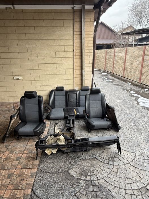 Продам полный салон на бмв е34