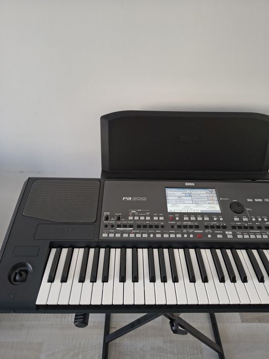 Orgă Korg PA-600