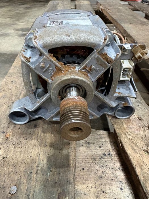 Motor mașina de spălat