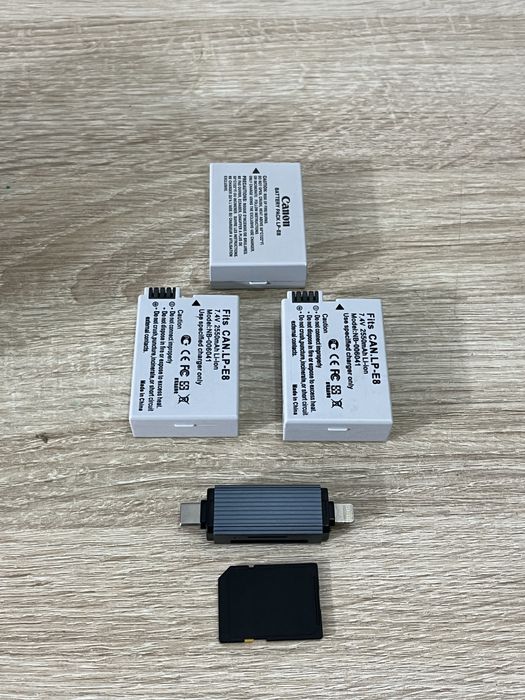 Фотоаппарат Canon 600D