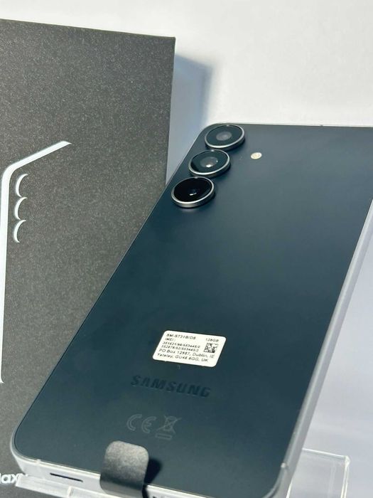 Samsung Galaxy S25 FE 8GB / 128GB Negru – FullBox – Ca Nou