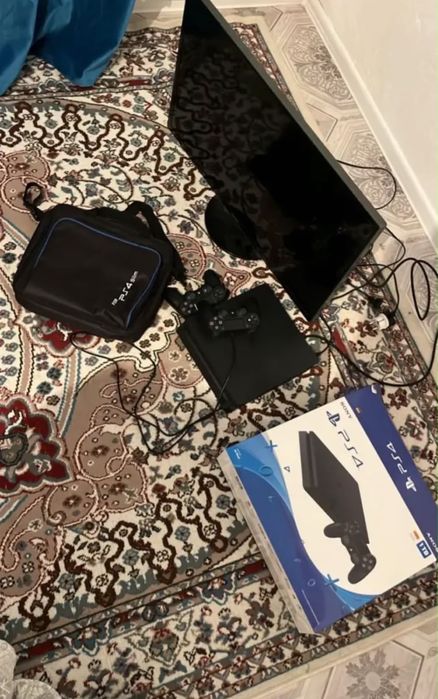 PlayStation 4 Slim
