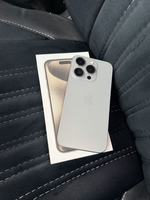 Айфон 15  про 256. Юмкос 86 свет титан