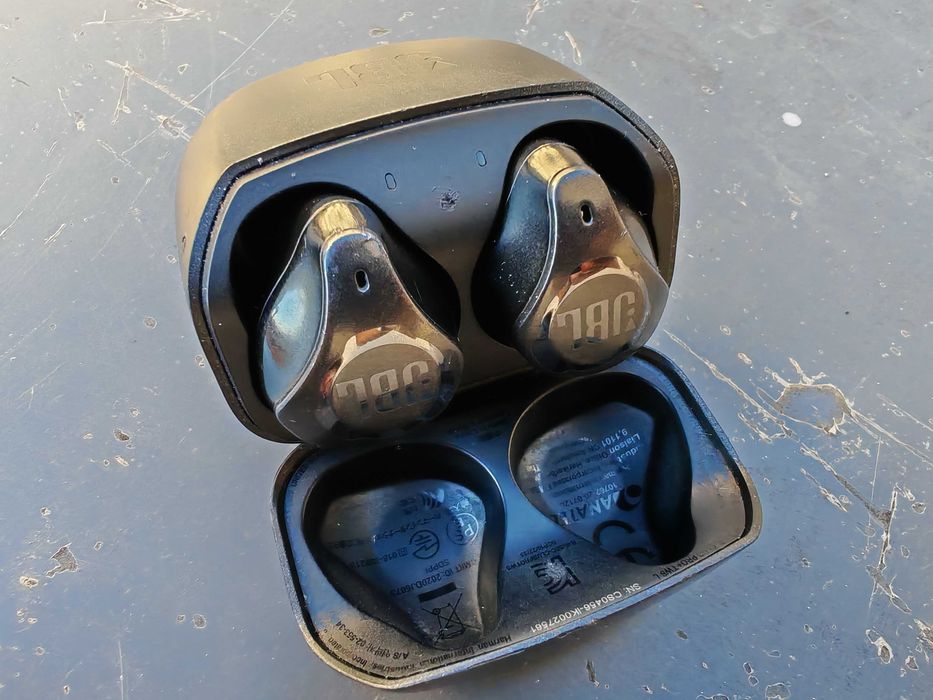 JBL CLUB Pro + TWS ANC true wireless buds in ear buds