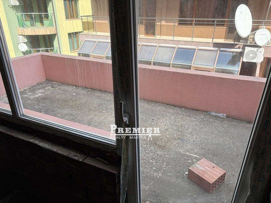 Продава се Хотел в Поморие - 430 кв.м за 415 €/кв.м - Снимка #13