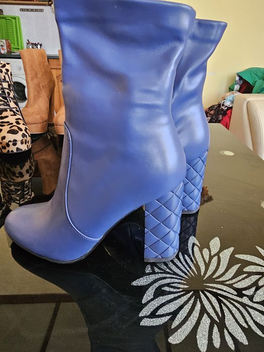 3 броя боти,тигрово,бежово,синьо