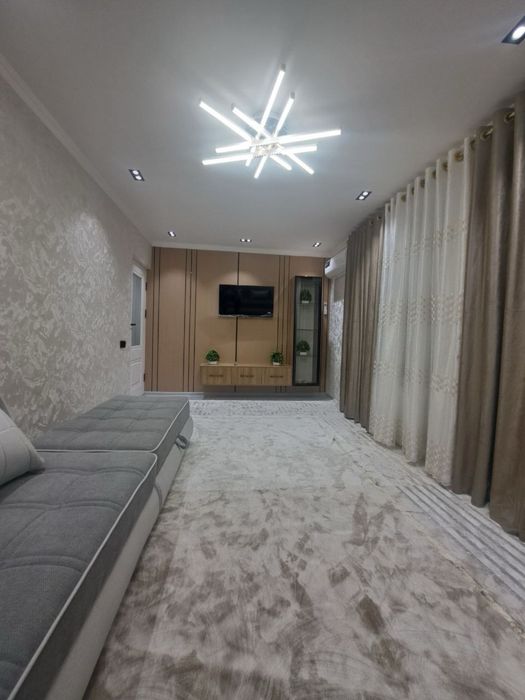 Чилонзор 23 Фарход Бозор 1-2/3/5 42м2 бал 2х6