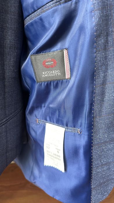 Костюм-тройка темно-синий 48