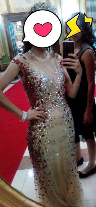 Очень красивая вечерние платья