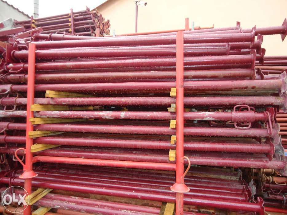 Inchiriem popi metalici reglabili oferta lunii Decembrie