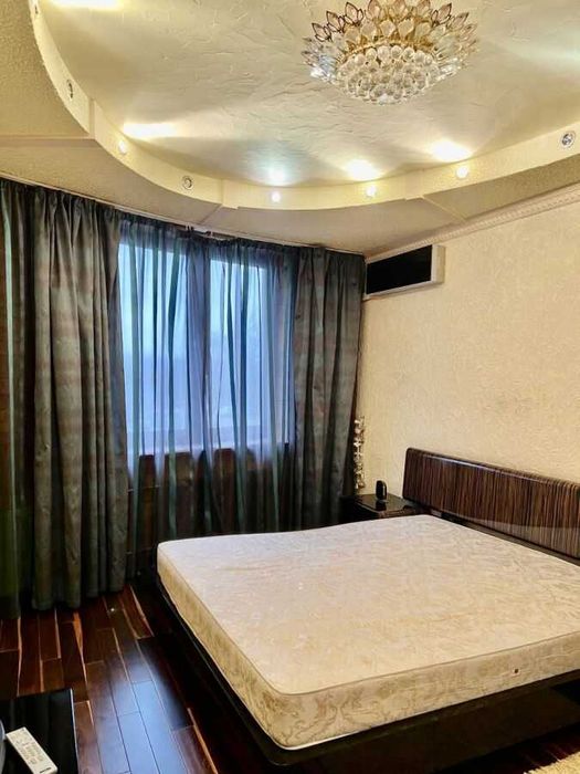 Дава се под наем Двустаен апартамент в София, Център - 55 кв.м за 408 € - Снимка #2